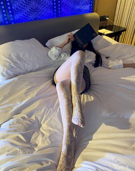 初中女生洗澡没有遮掩